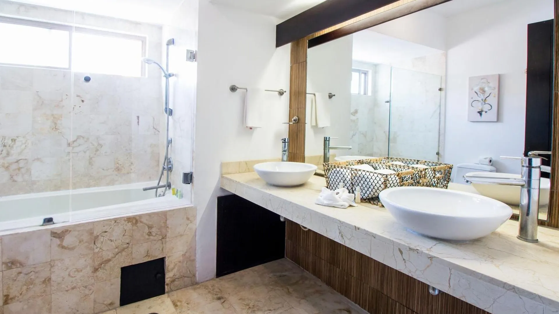 Appartement 201 Corto Maltes 3 Bedroom Apt Ocean View Playa del Carmen Mexico